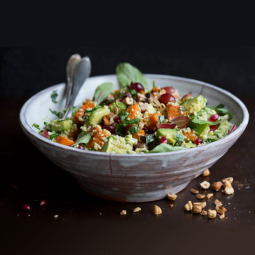 Sałatka z kaszy jaglanej